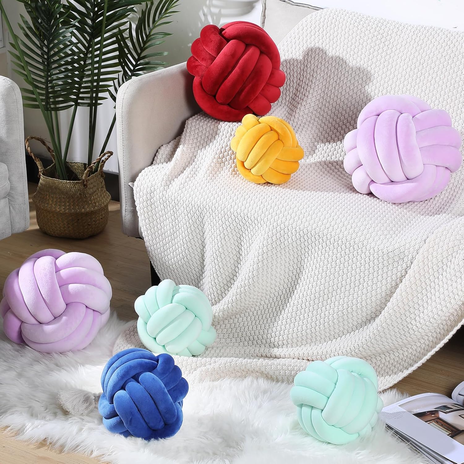 Namalu Knot Ball Pillows